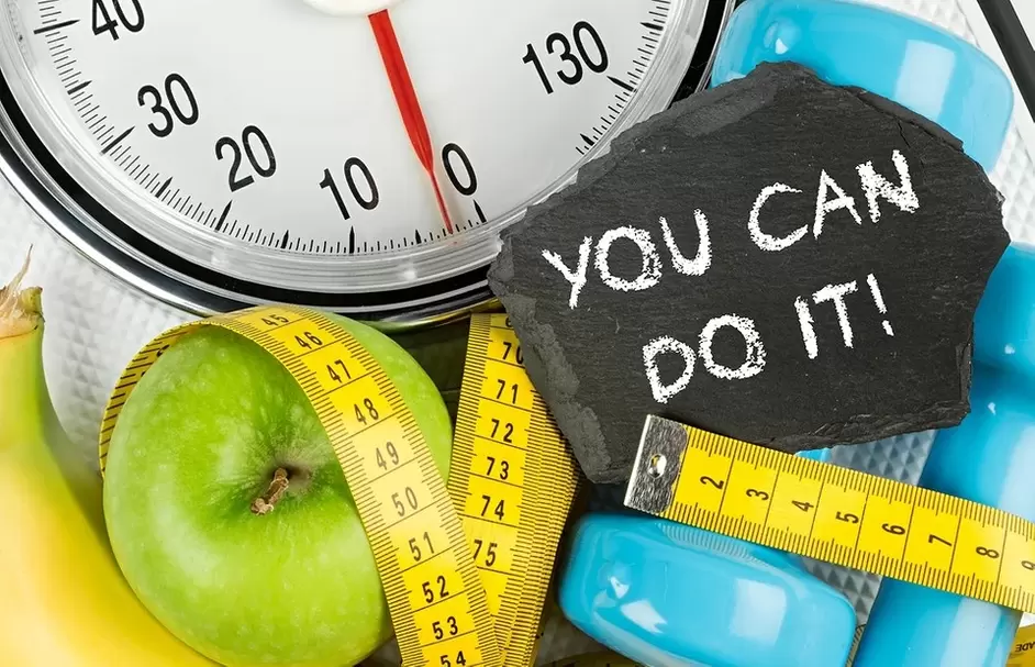 Vous pouvez perdre du poids en une semaine avec une alimentation équilibrée et une activité physique. 